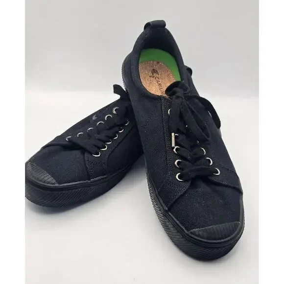Cariuma Organic Sneakers Black Size Men's US 9 & Ladies US 10 - Picture 2 of 10